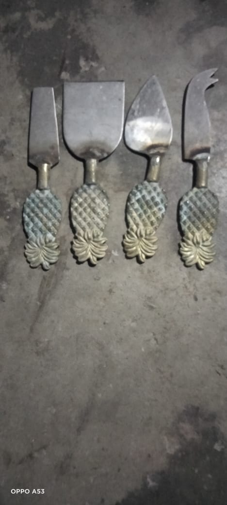 Pineapple Handle Cheese Knife Set (4pc)